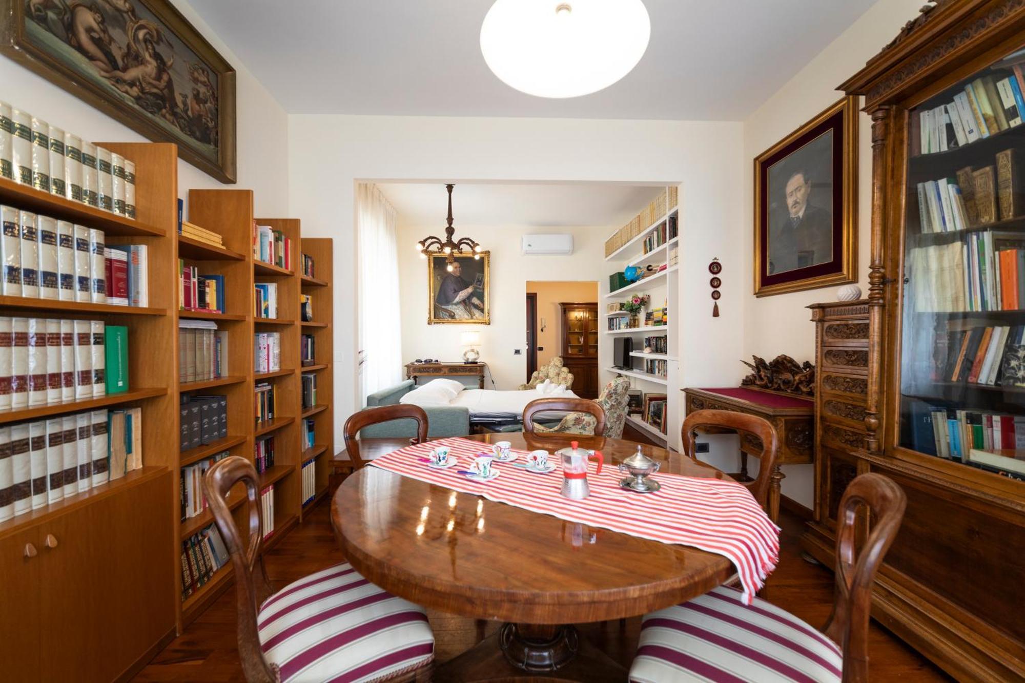 Bright Flat Close To The Centre Apartment Florenz
